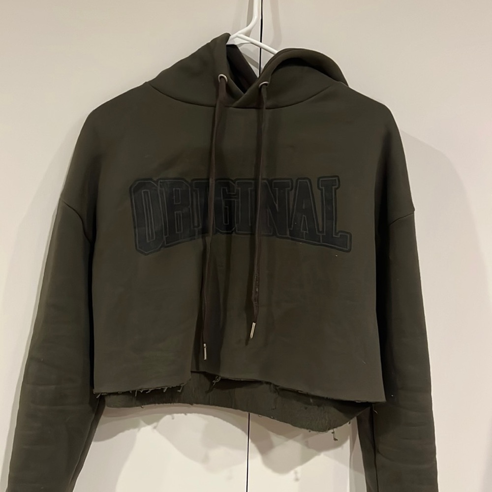 cropped hoodie size small